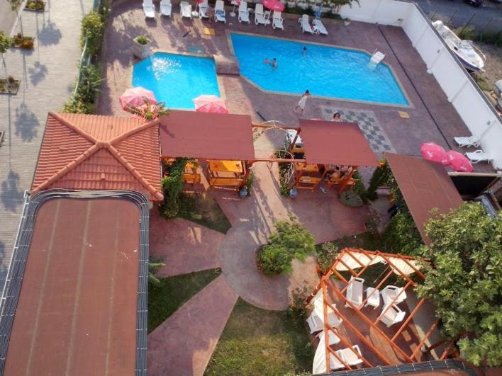 Alba Family Club Hotel Приморско Екстериор снимка